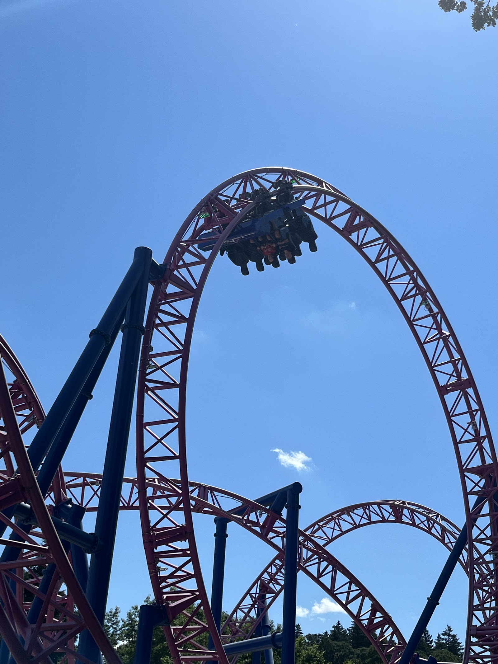 Adrenaline Peak — Oficiais