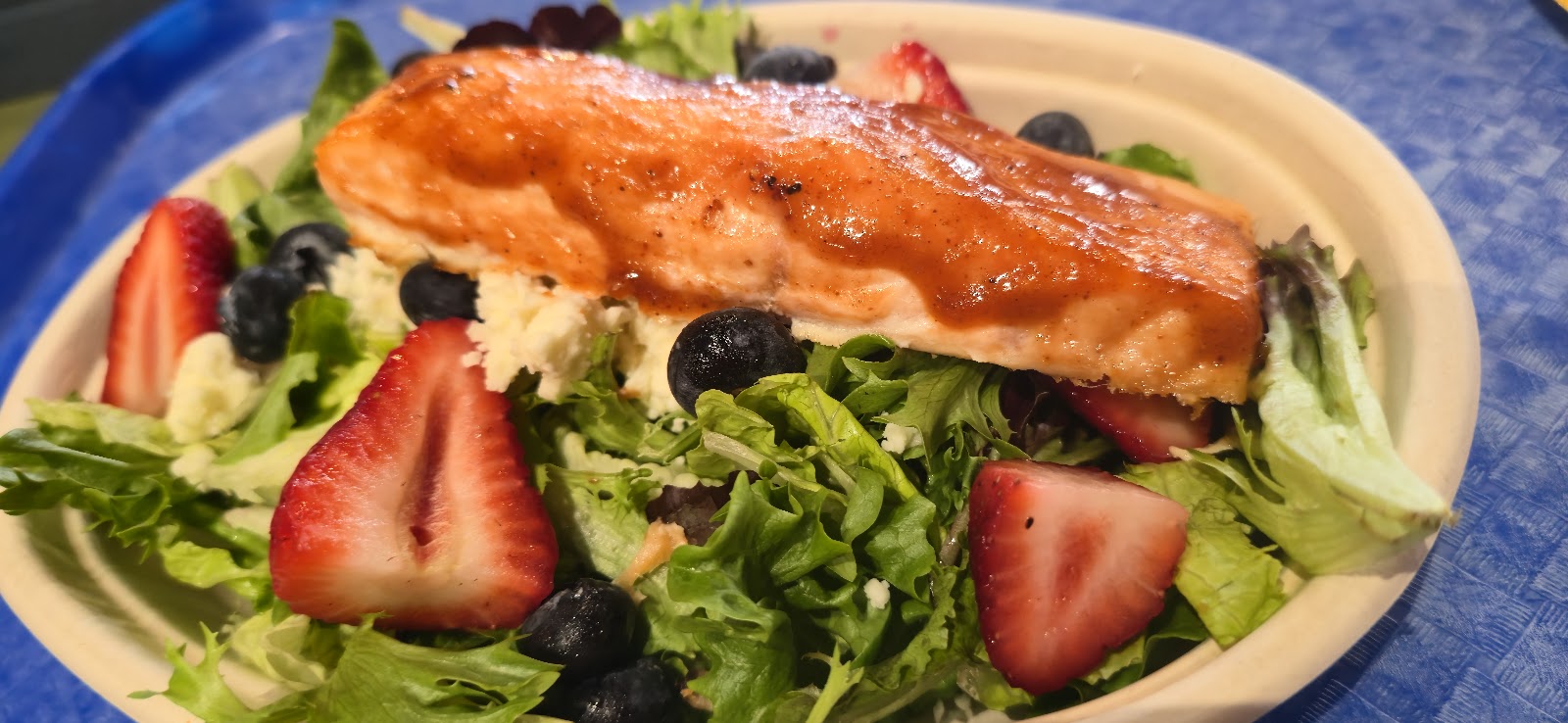 Air Conditioned Voyager's Smokehouse — Oficiais