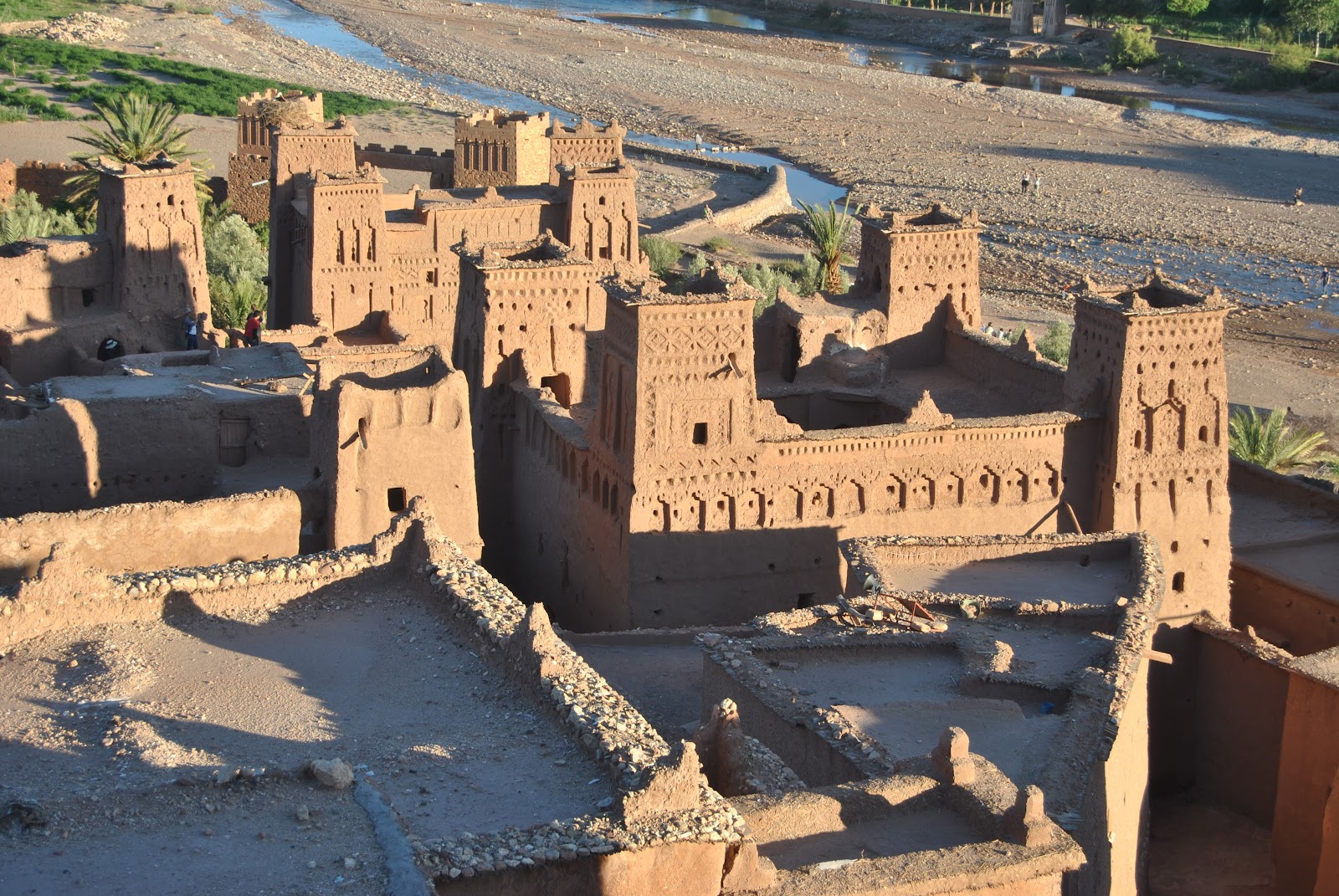 Aït-Ben-Haddou — Oficiais