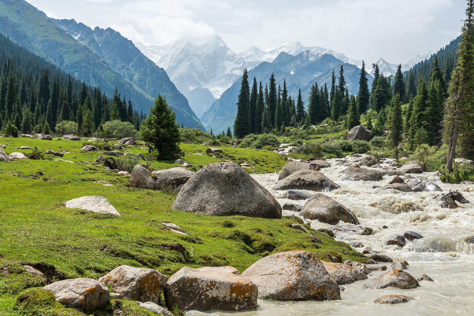 Altyn Arashan Valley