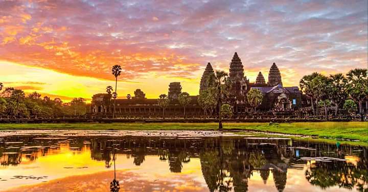 Angkor Wat — Oficiais