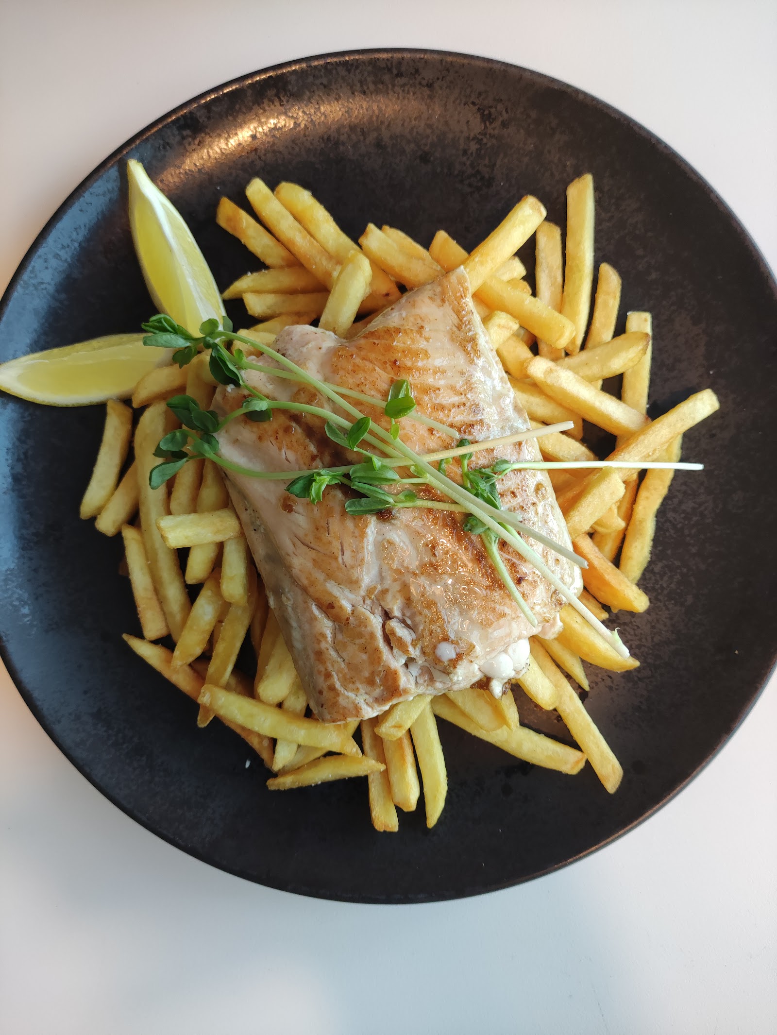 Aqua Bistro
