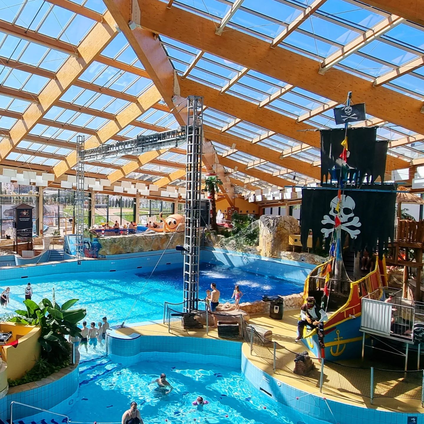 Aquapalace Waterpark — Oficiais