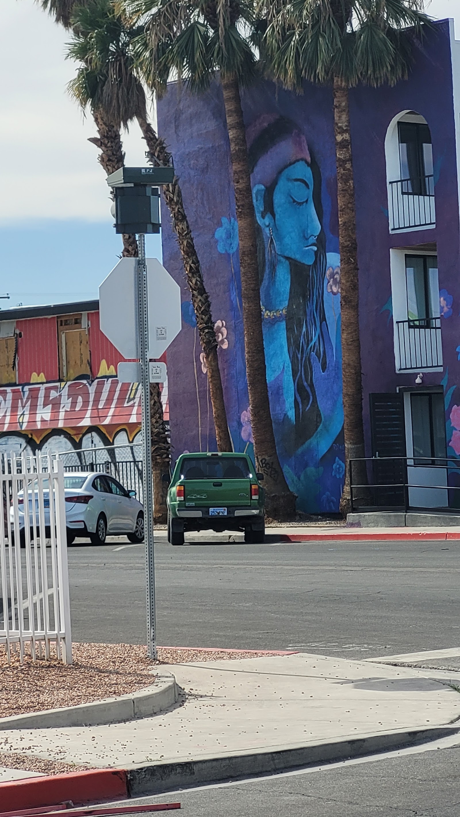 Arts District — Oficiais