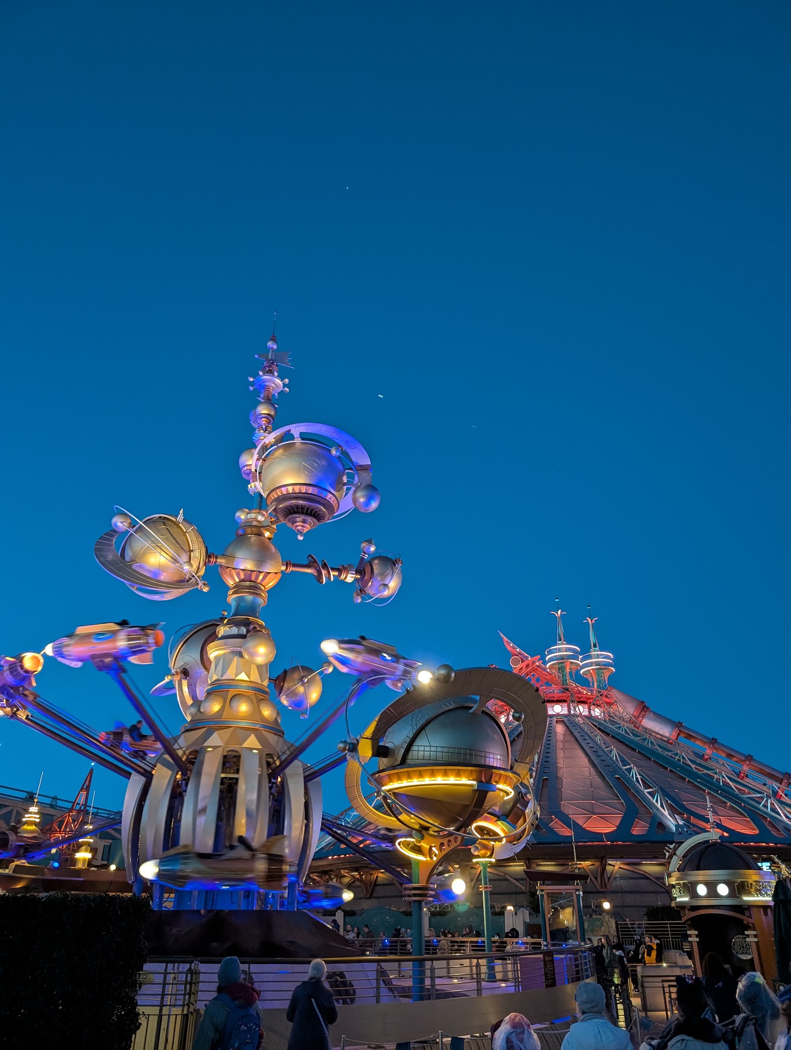 Astro Orbitor — Oficiais
