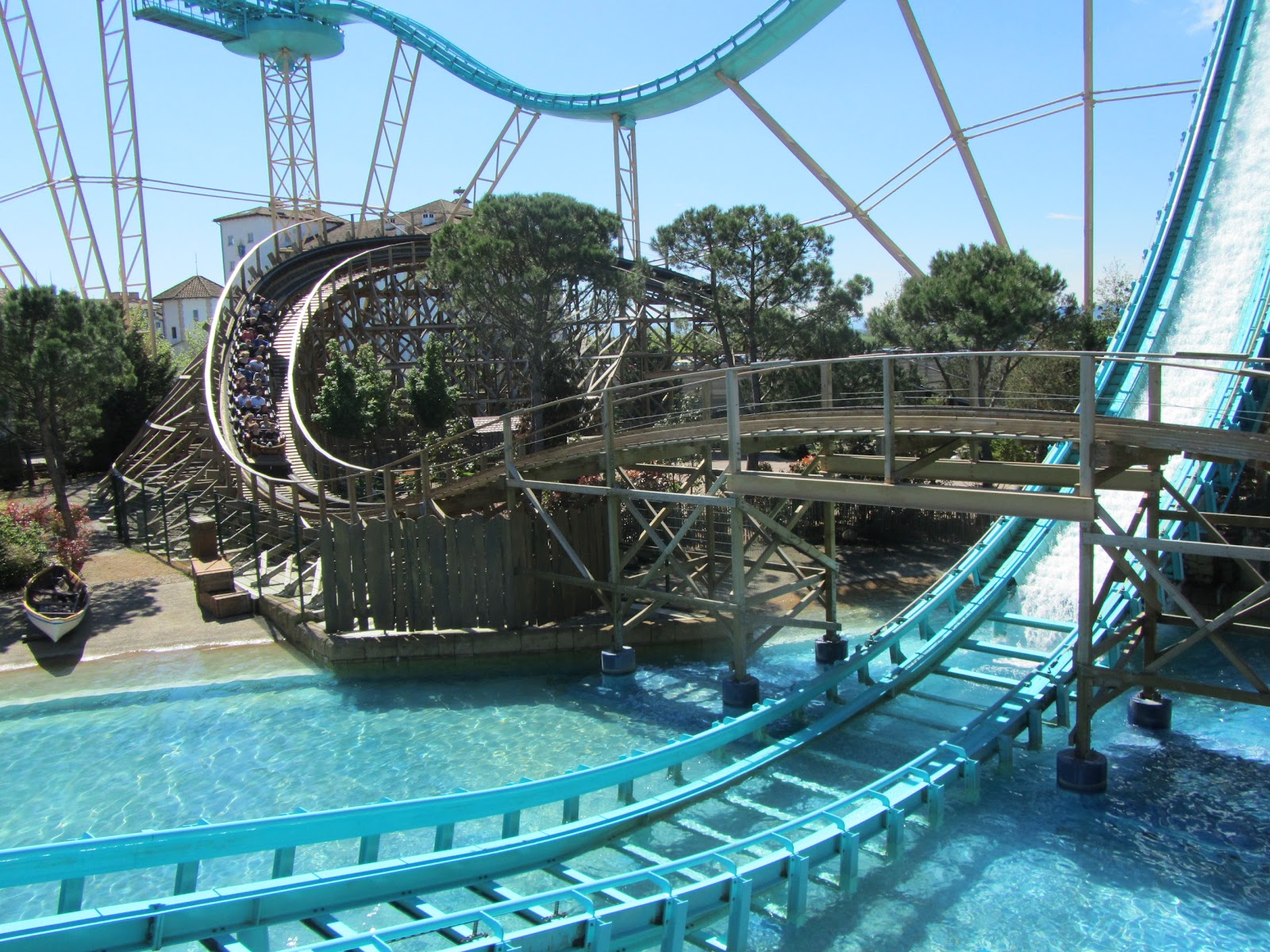 Atlantica SuperSplash — Oficiais