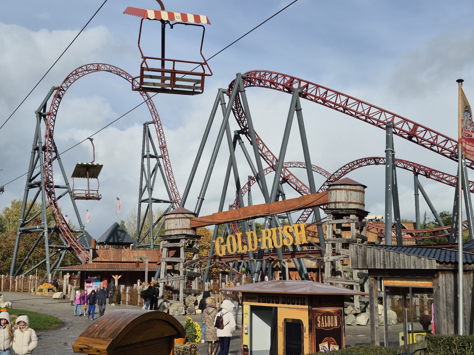 Attractie- & Vakantiepark Slagharen — Oficiais