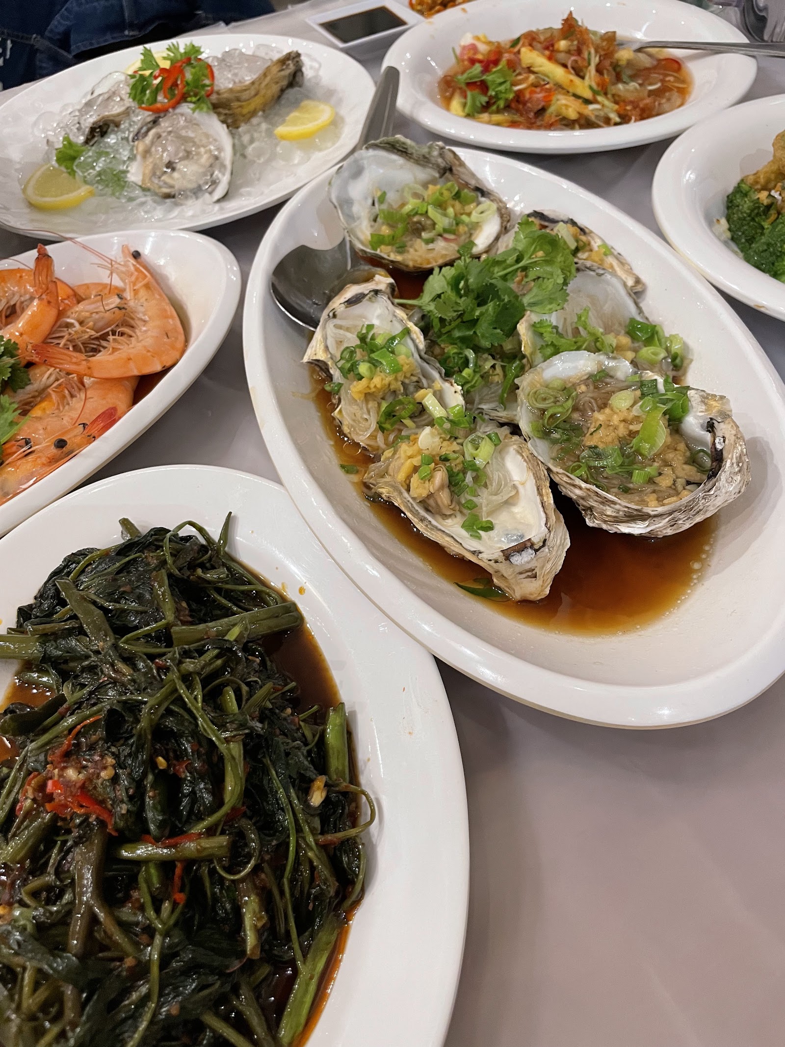 B’Sei Seafood — Oficiais