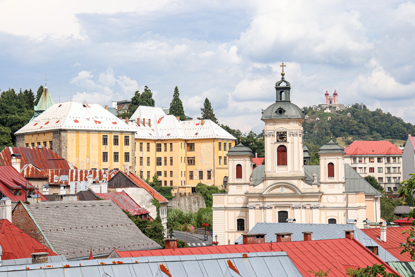 Banská Štiavnica — Oficiais