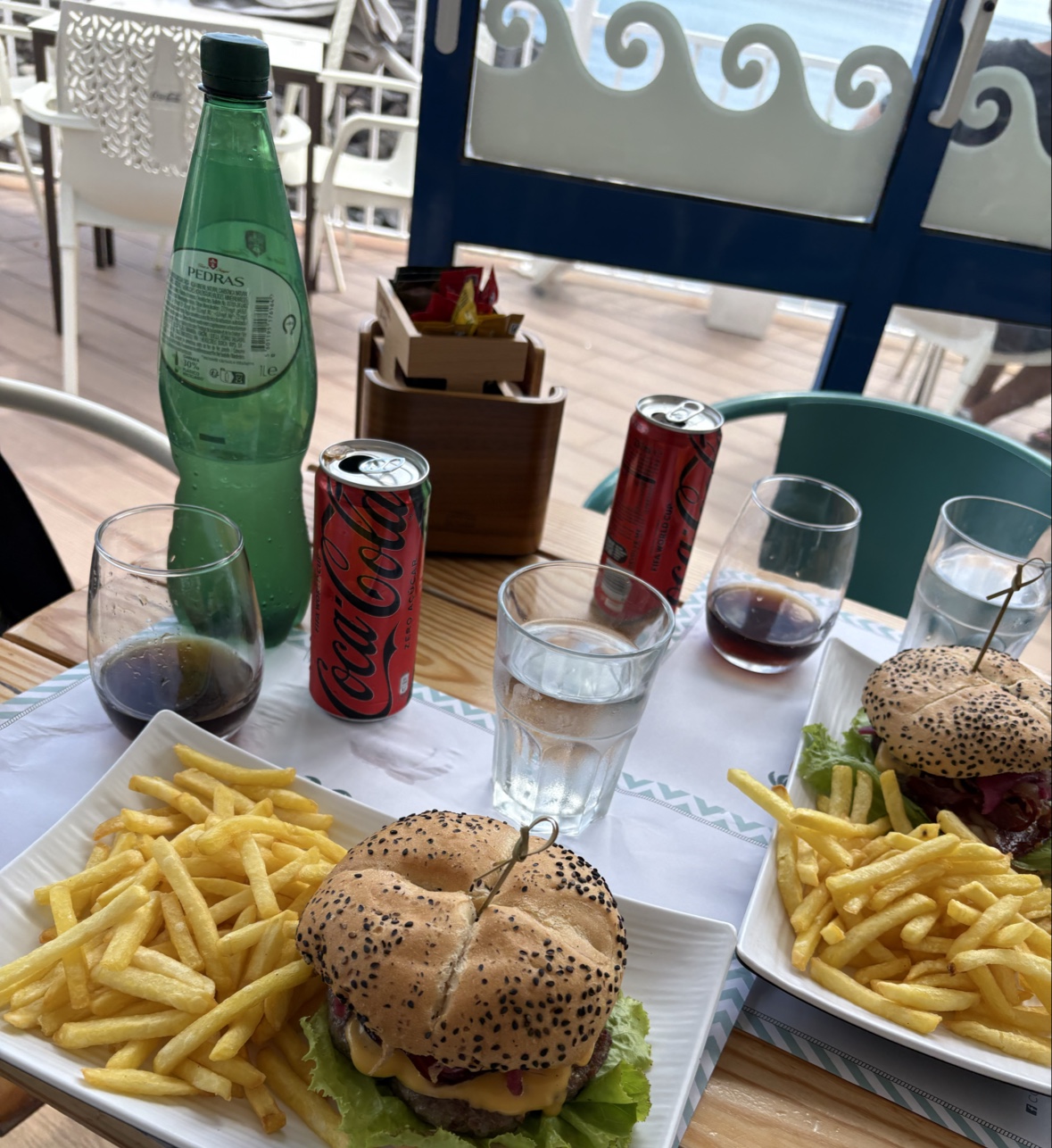 Bar da Praia — Oficiais