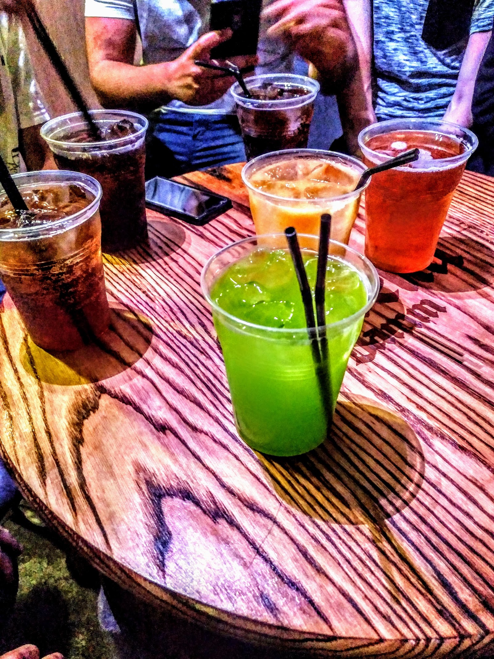 Bar de l'Avió — Oficiais