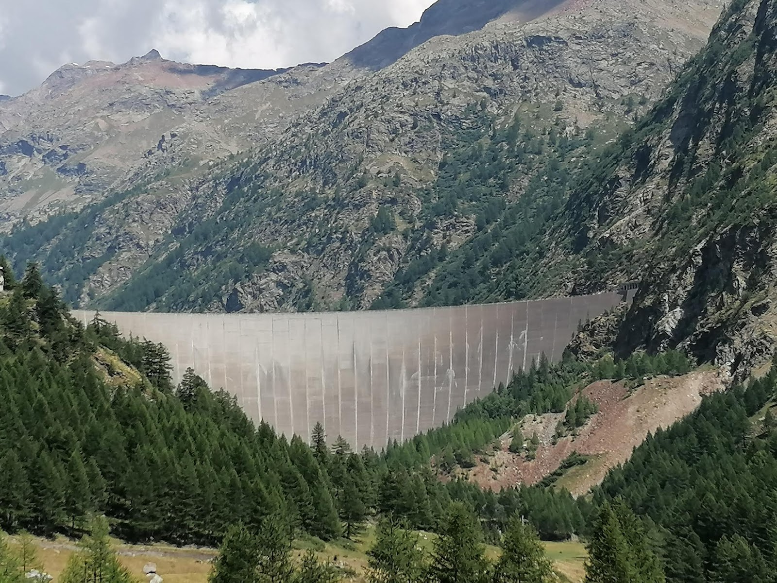 Barrage de Place Moulin — Oficiais