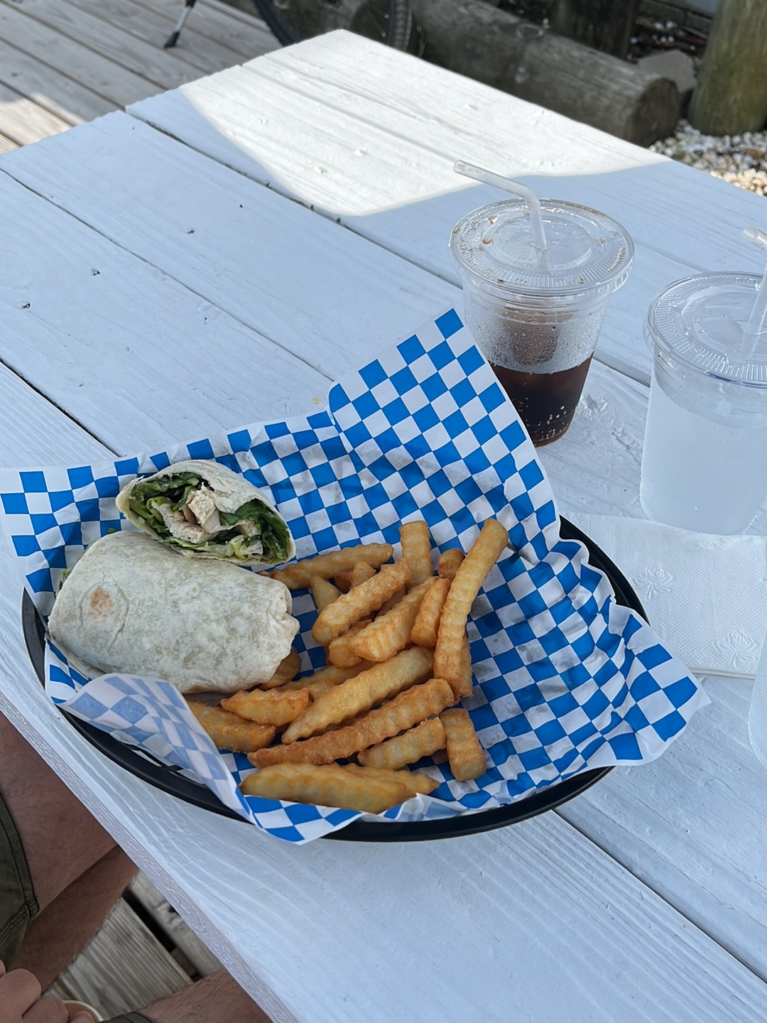 Beach Bites — Oficiais