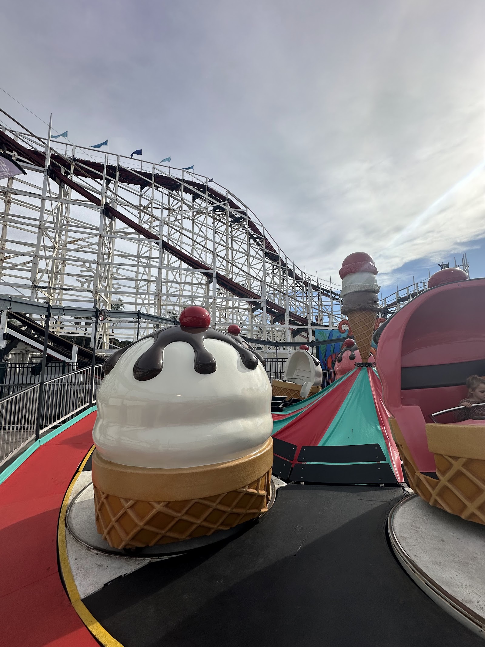Beach Blaster — Oficiais