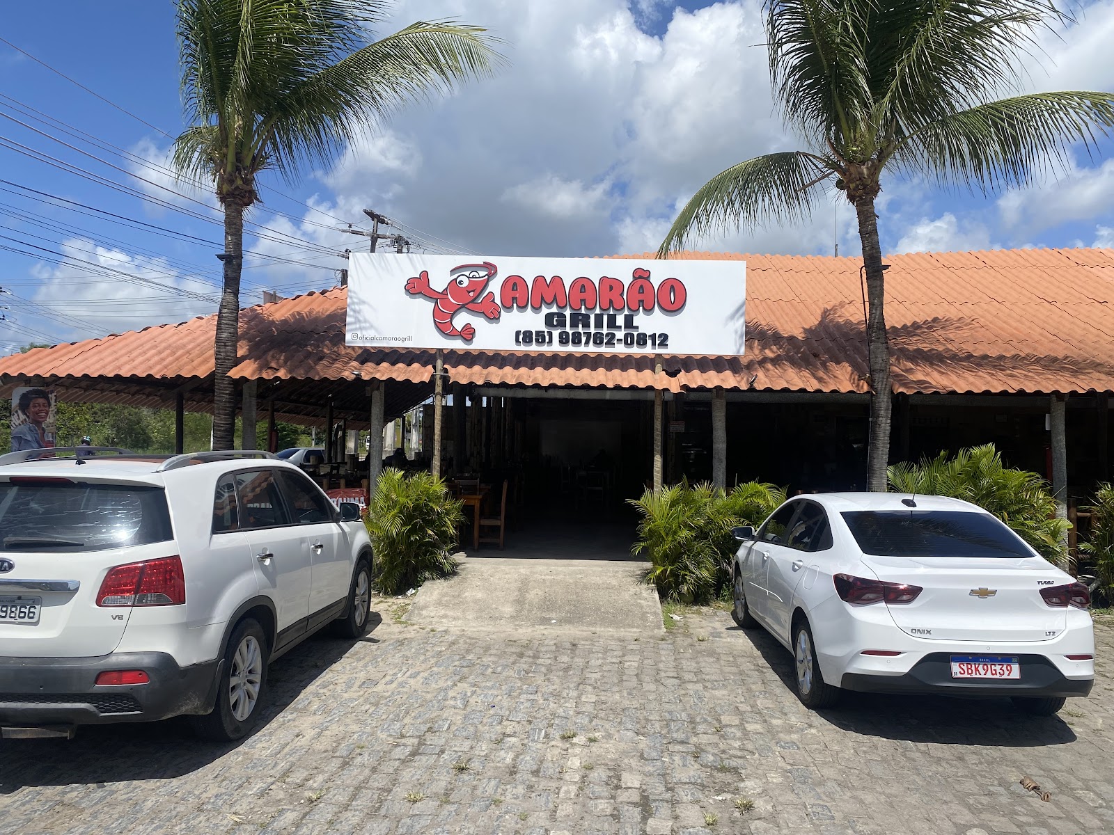 Beach Grill — Oficiais