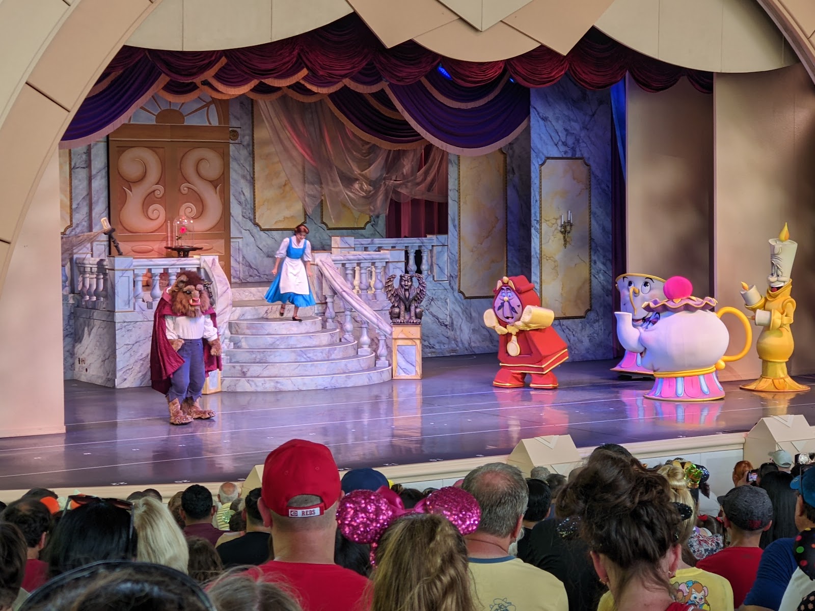 Beauty and the Beast Live on Stage — Oficiais
