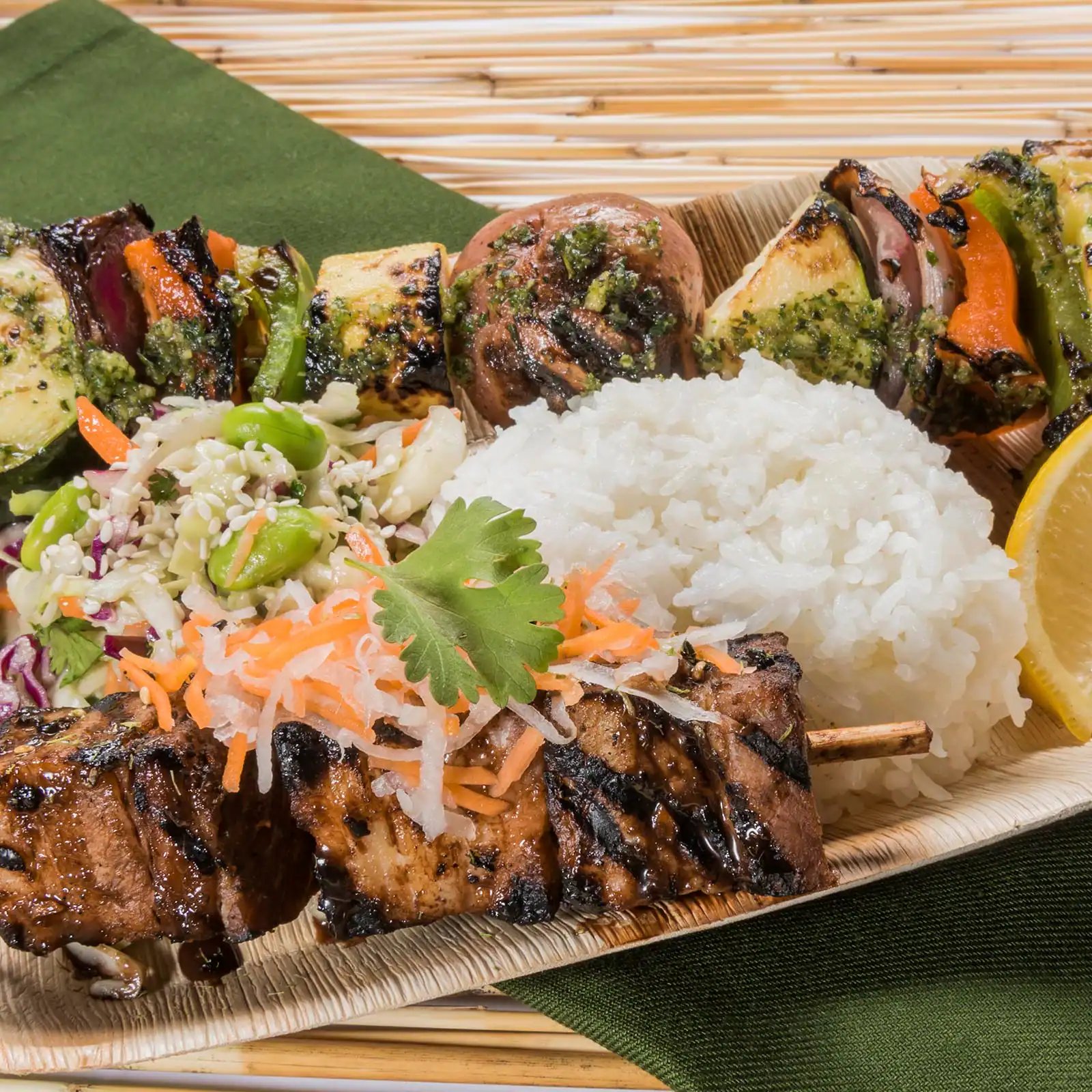 Bengal Barbecue — Oficiais