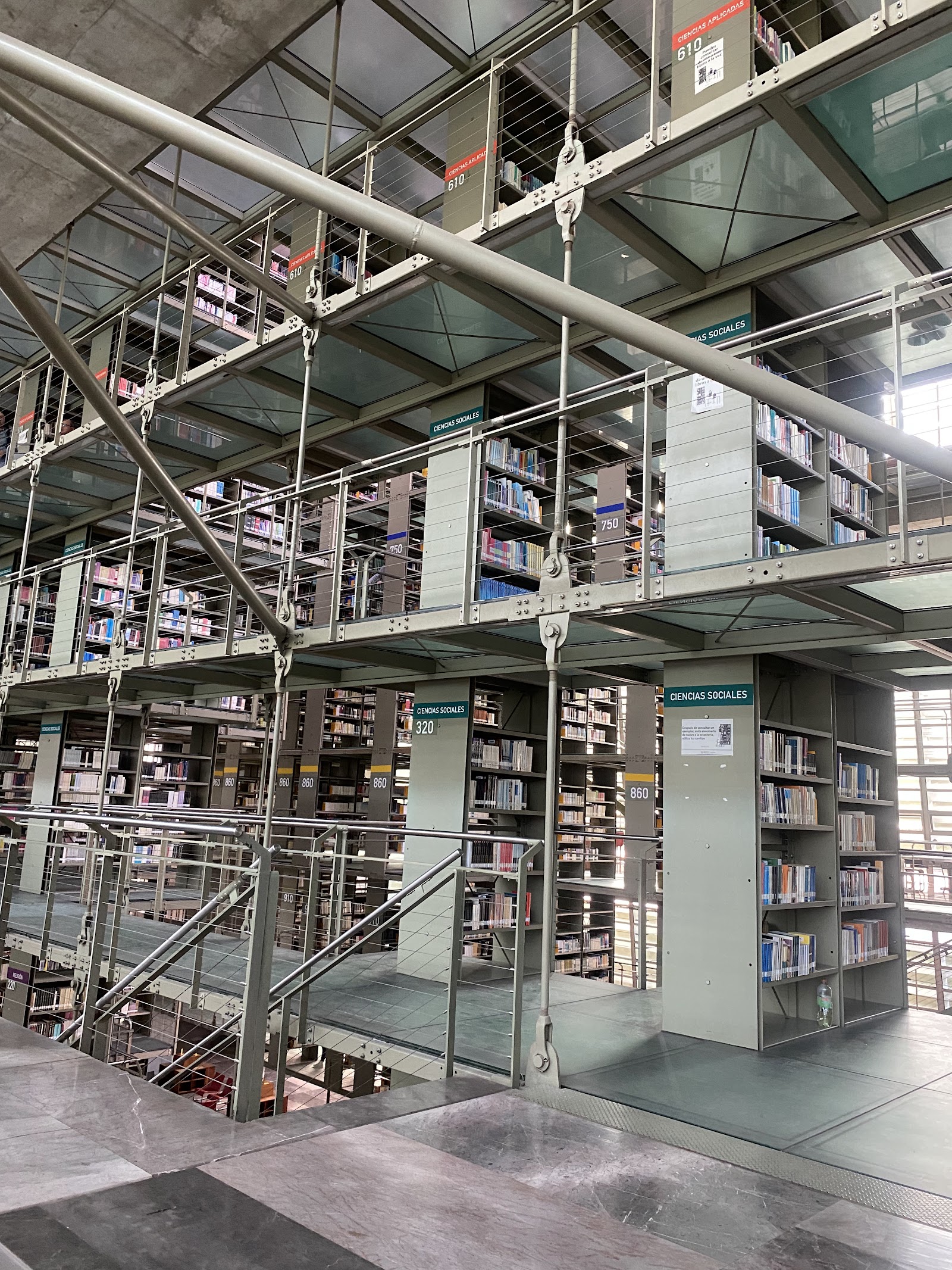 Biblioteca Vasconcelos — Oficiais