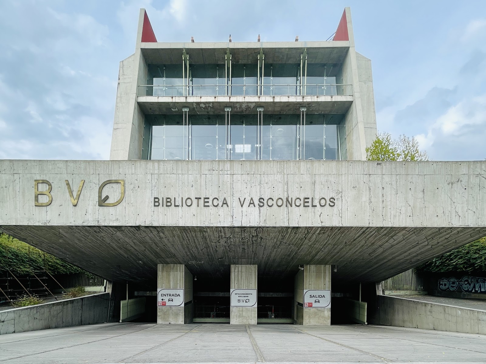Biblioteca Vasconcelos — Oficiais