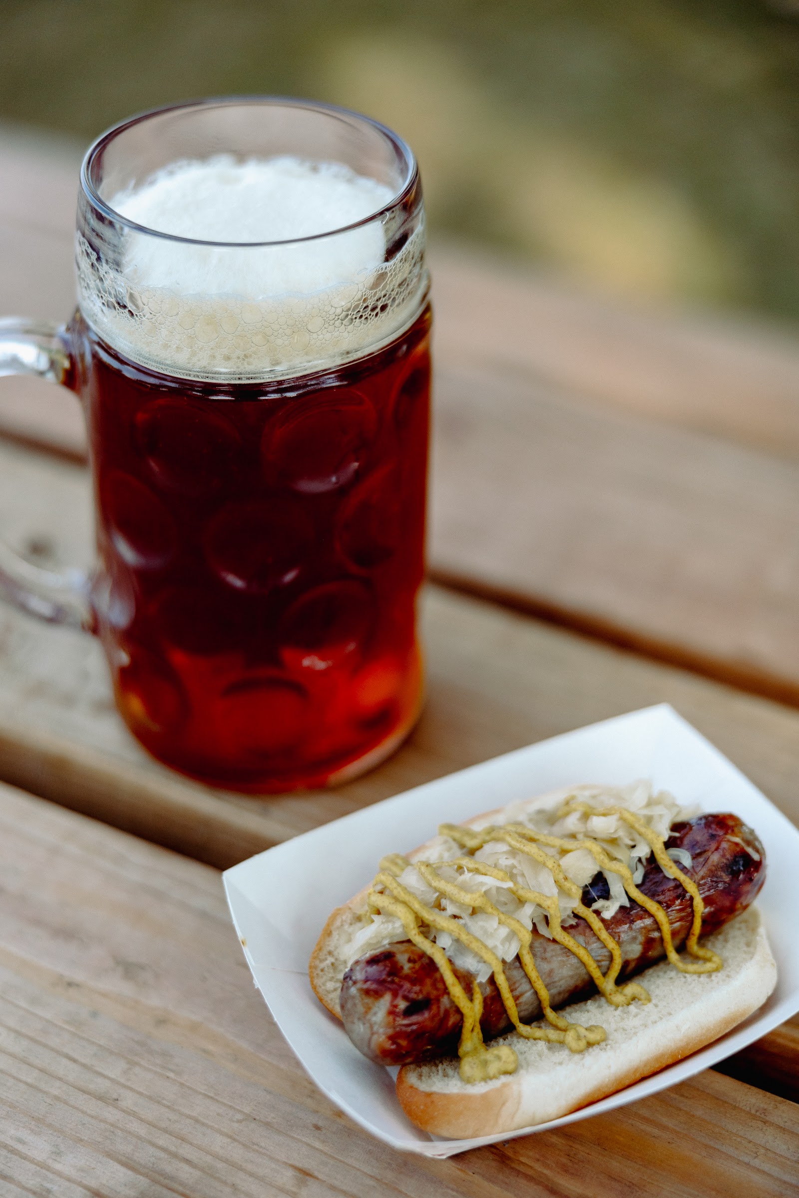 Bier Garten — Oficiais