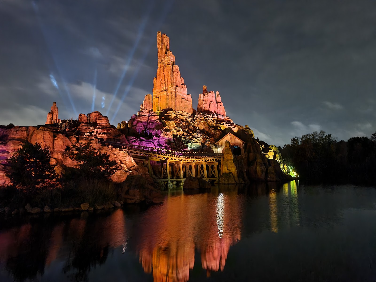 Big Thunder Mountain — Oficiais
