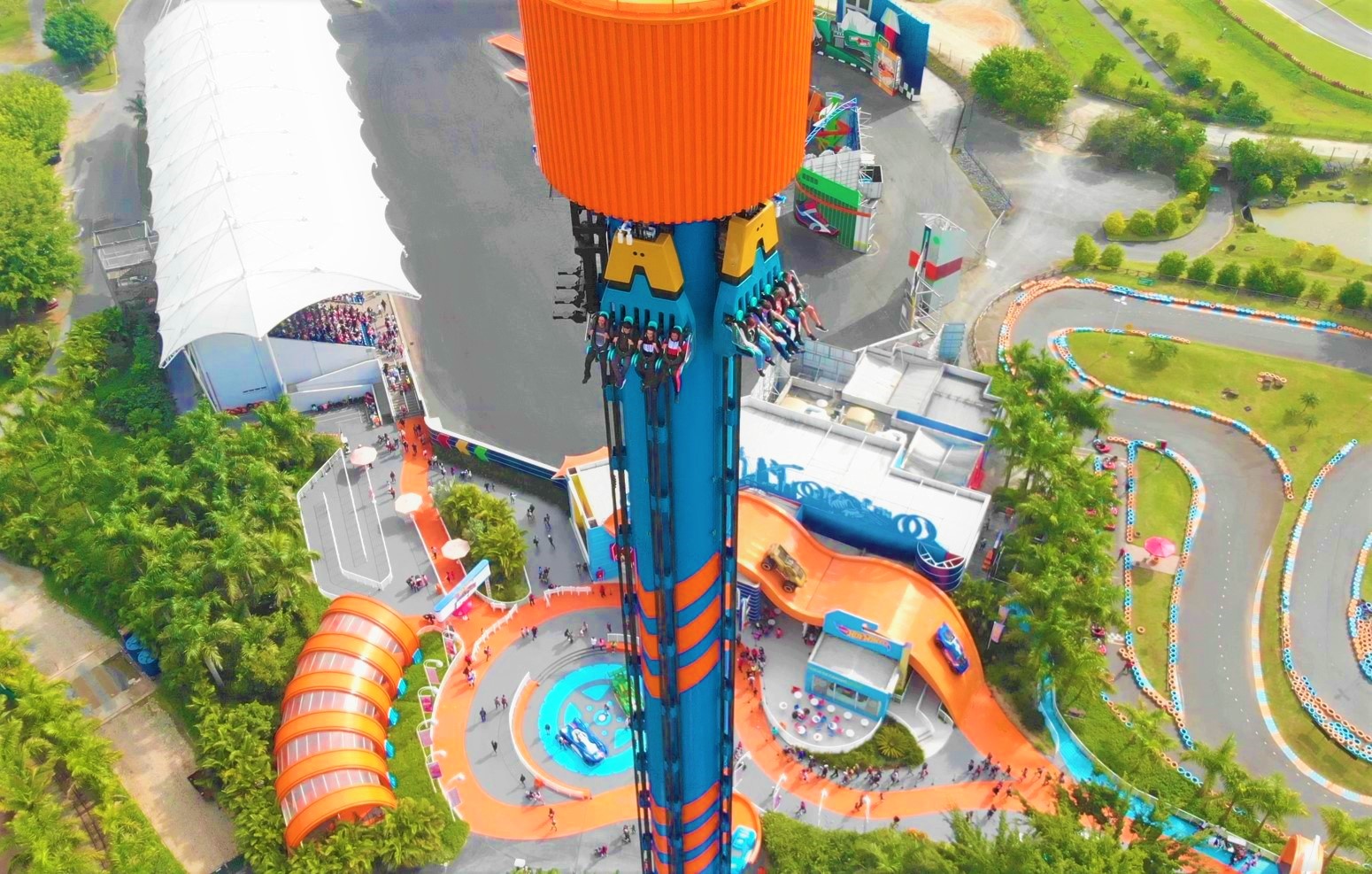 Big Tower — Oficiais