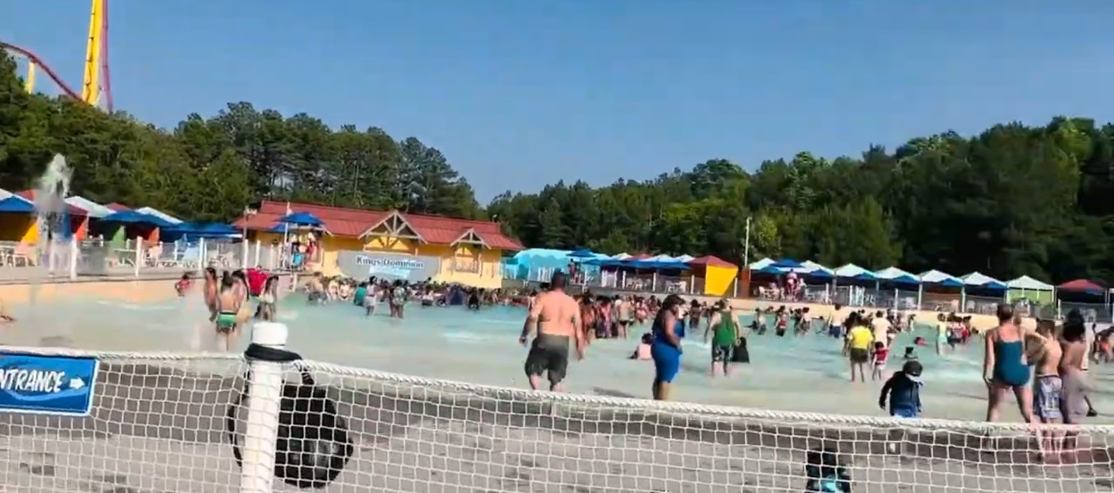 Big Wave Bay — Oficiais
