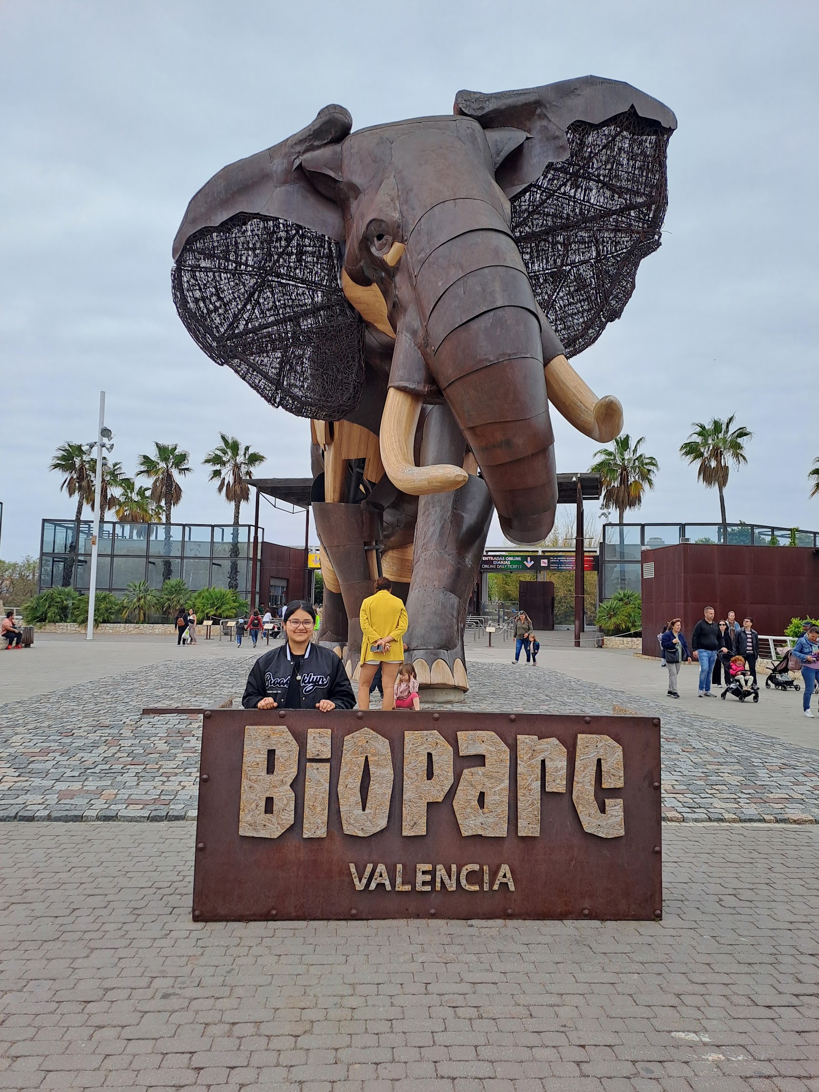Bioparc Valencia — Oficiais
