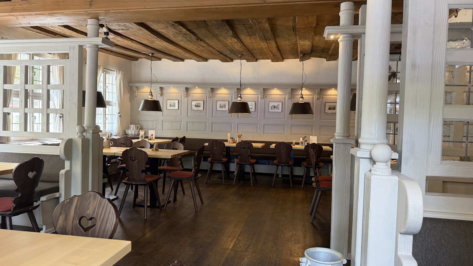 Bistro am Piratensee — Oficiais