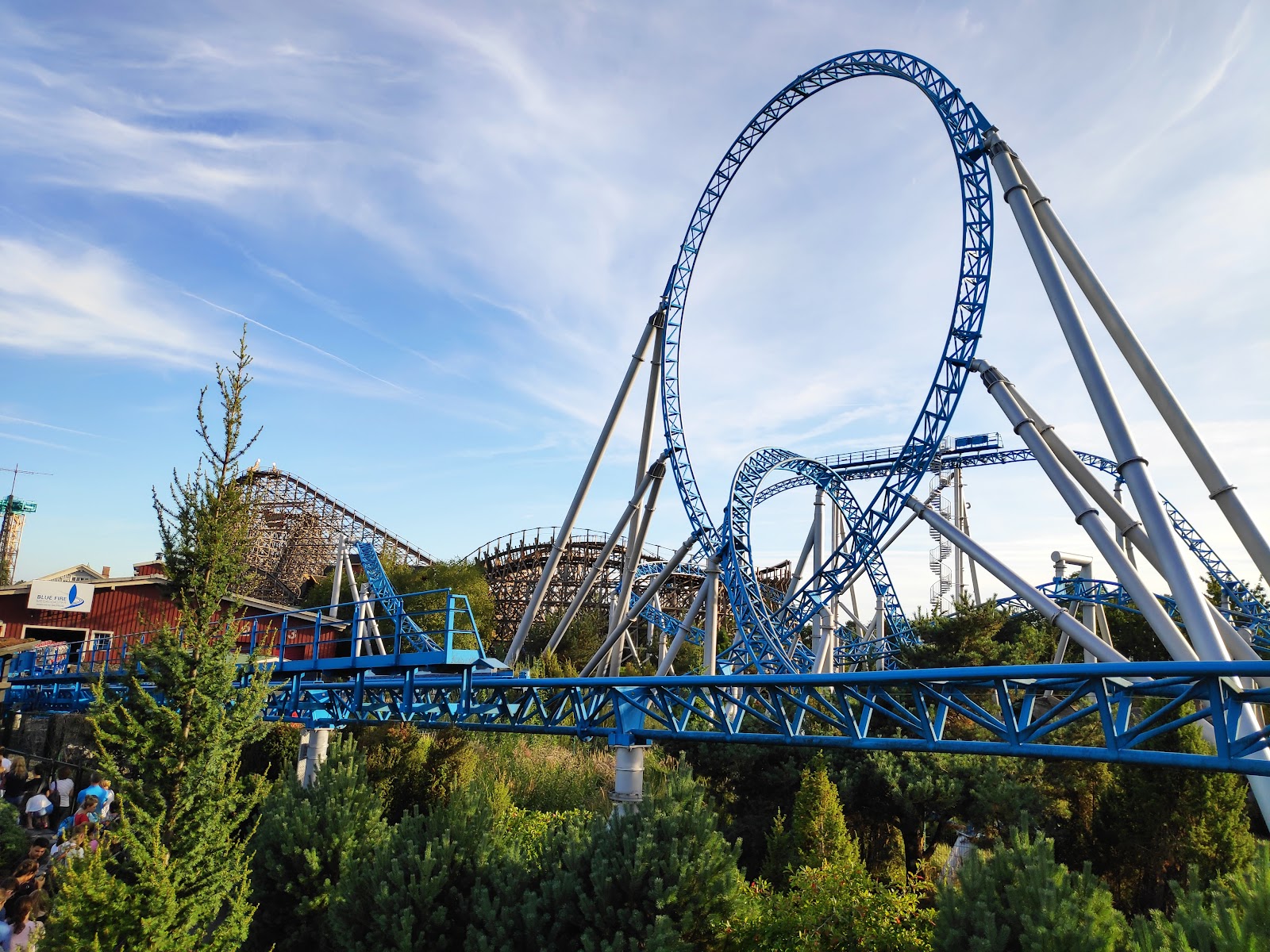 Blue Fire — Oficiais