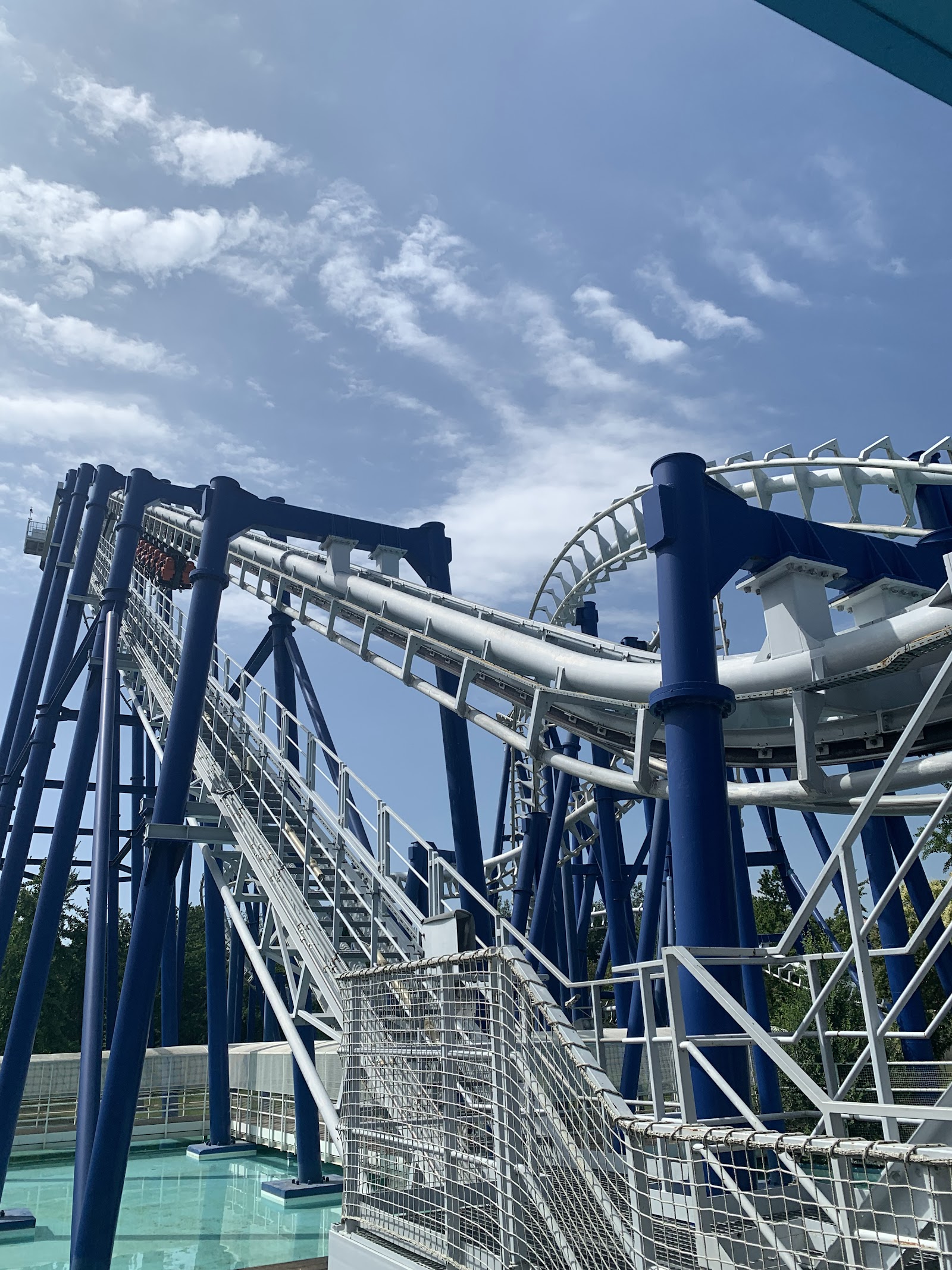 Blue Tornado — Oficiais
