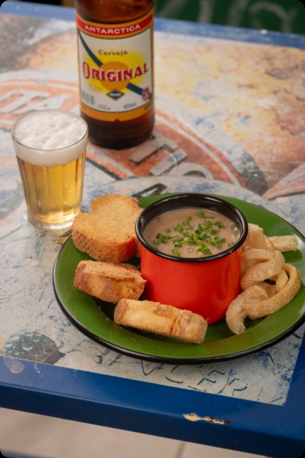 Botequim da Vila — Oficiais