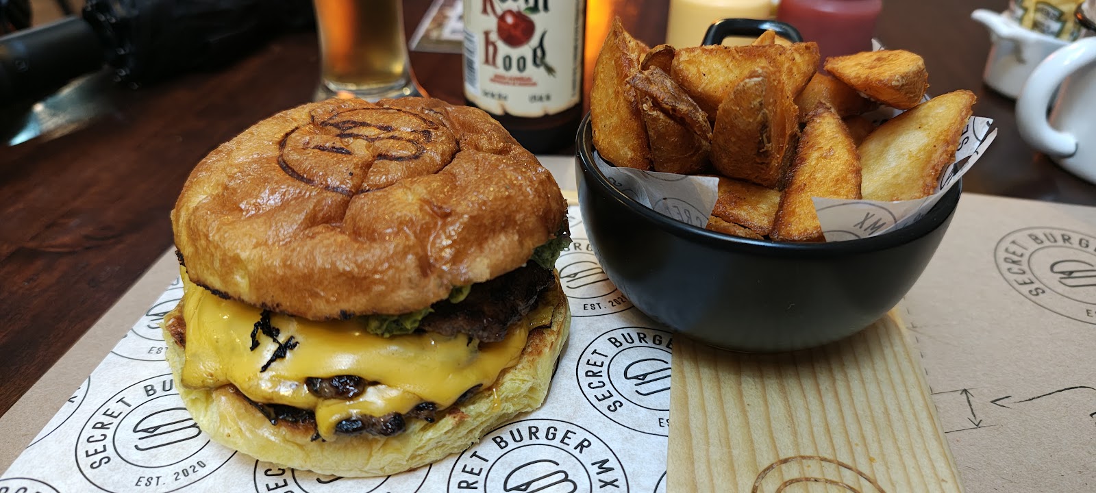 Burgers — Oficiais