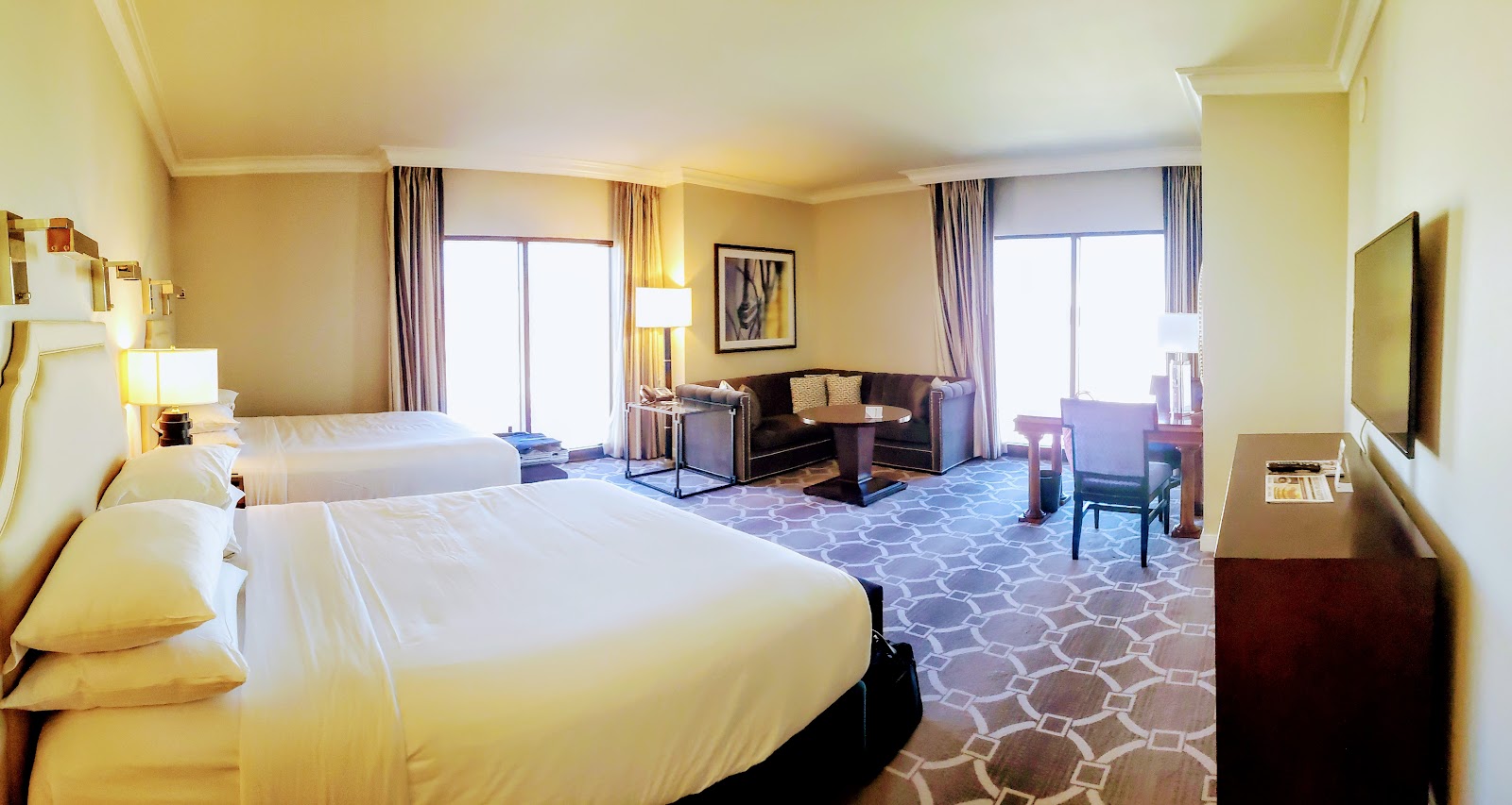 Caesars Palace — Oficiais
