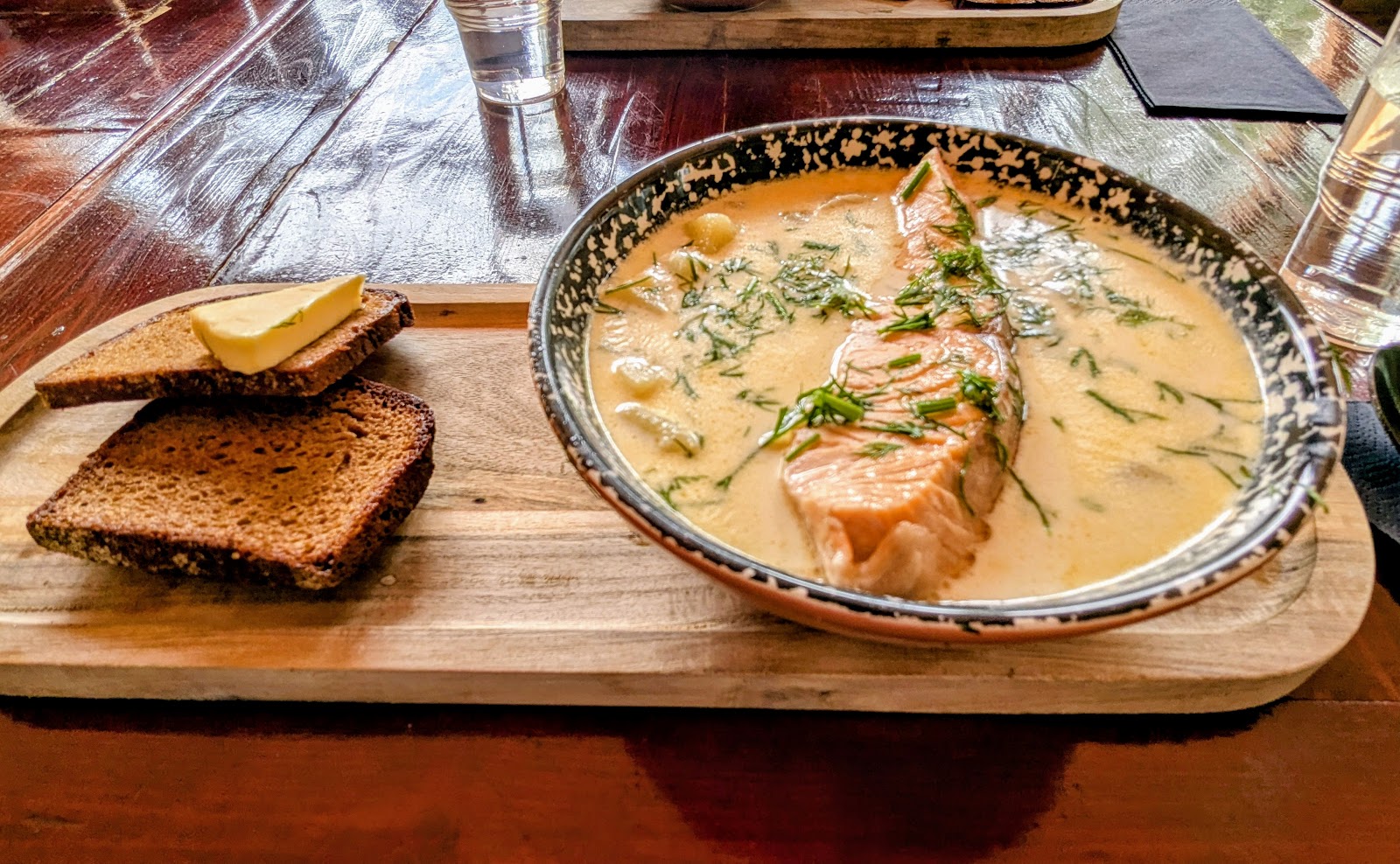 Café Pihlajasaari — Oficiais