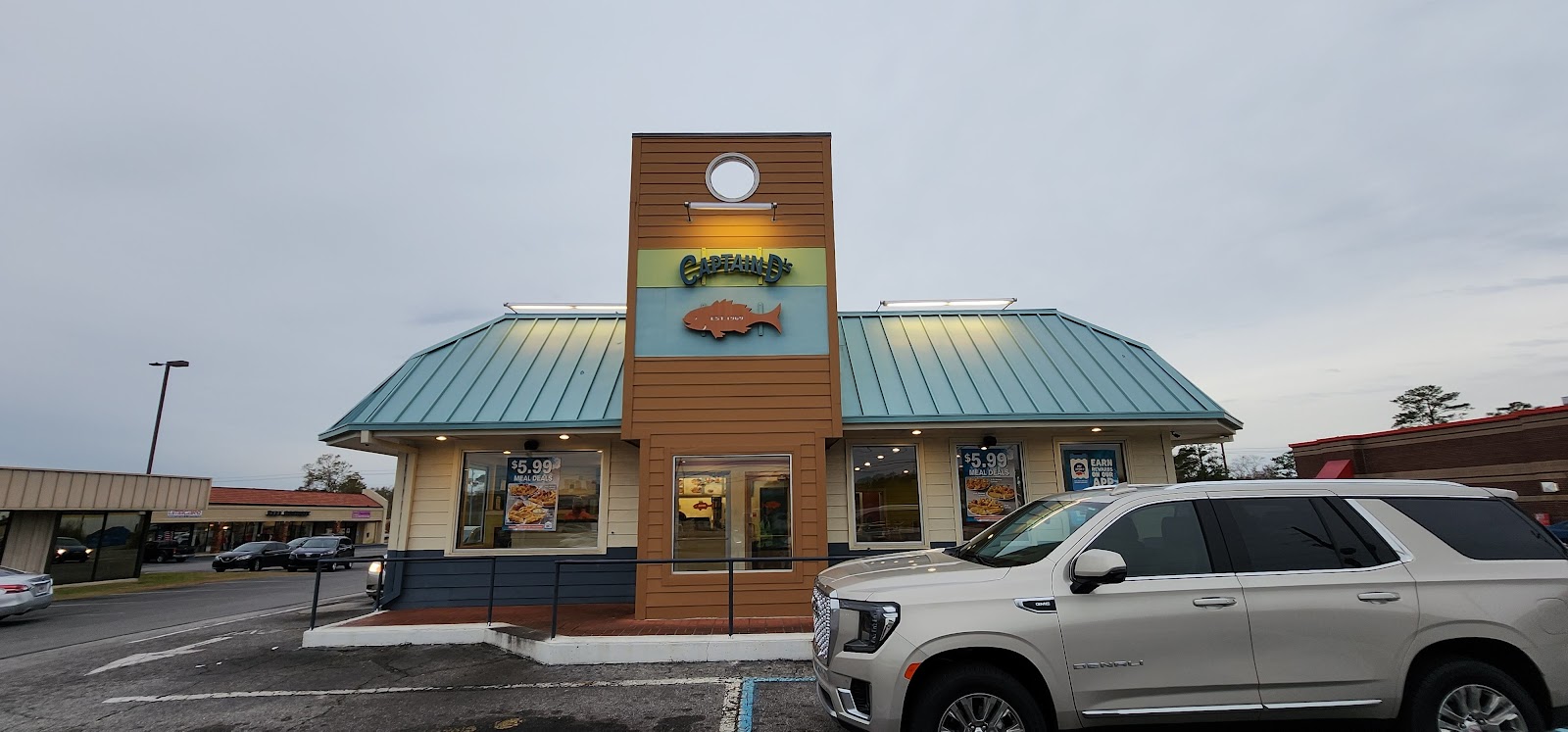 Captain Custer's Grill