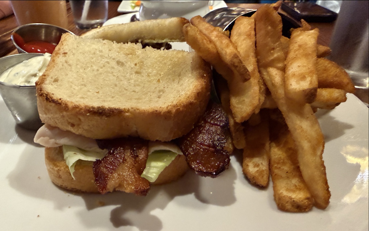 Carnation Café — Oficiais