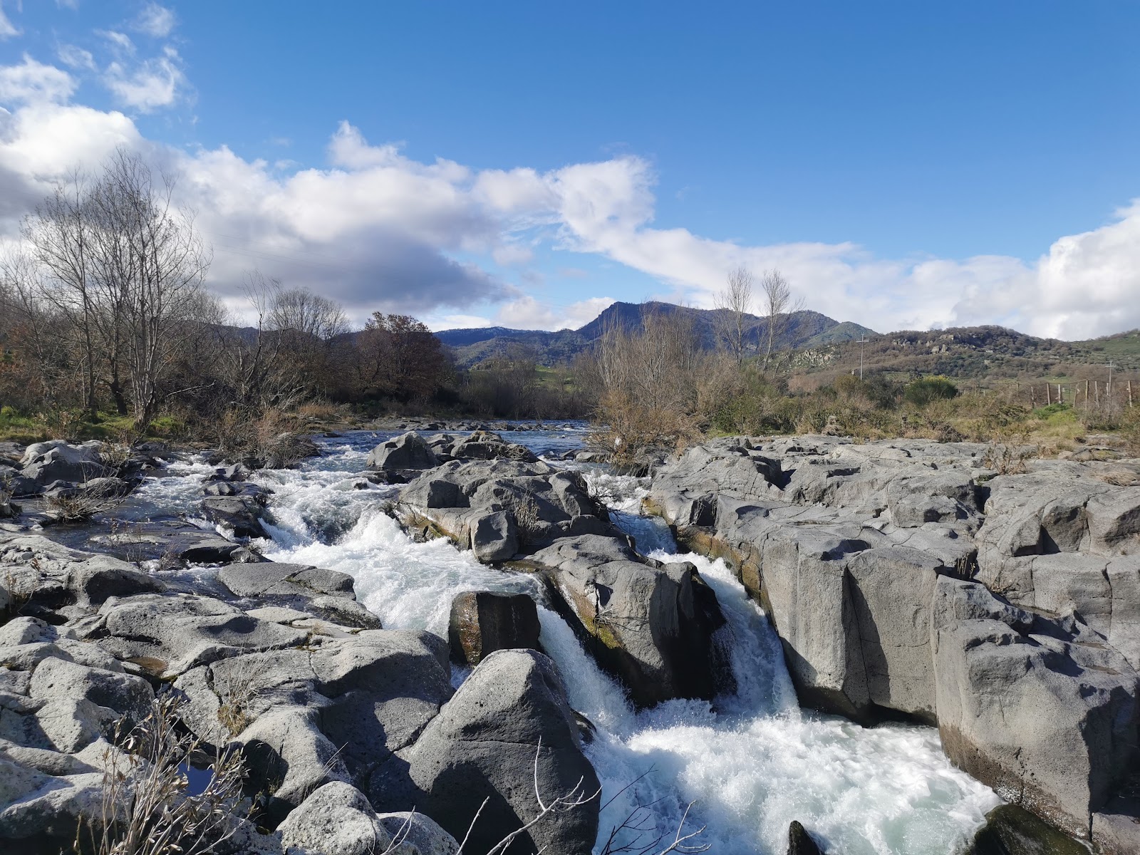Cascata di Motta Camastra
