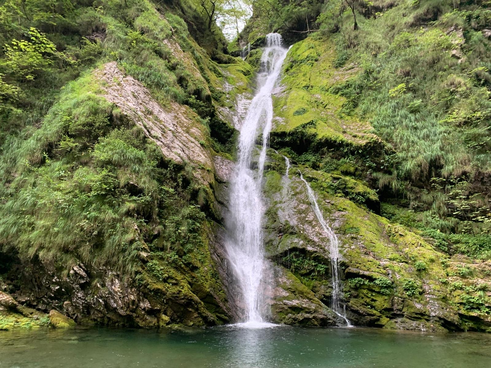 Cascata di Plera — Oficiais