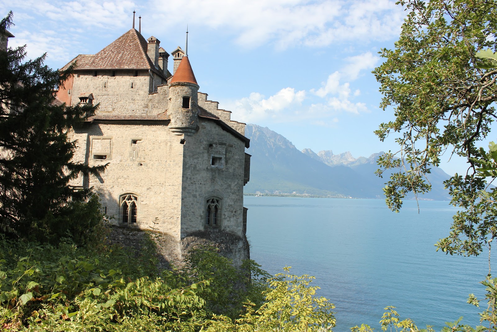 Castelo de Chillon — Oficiais