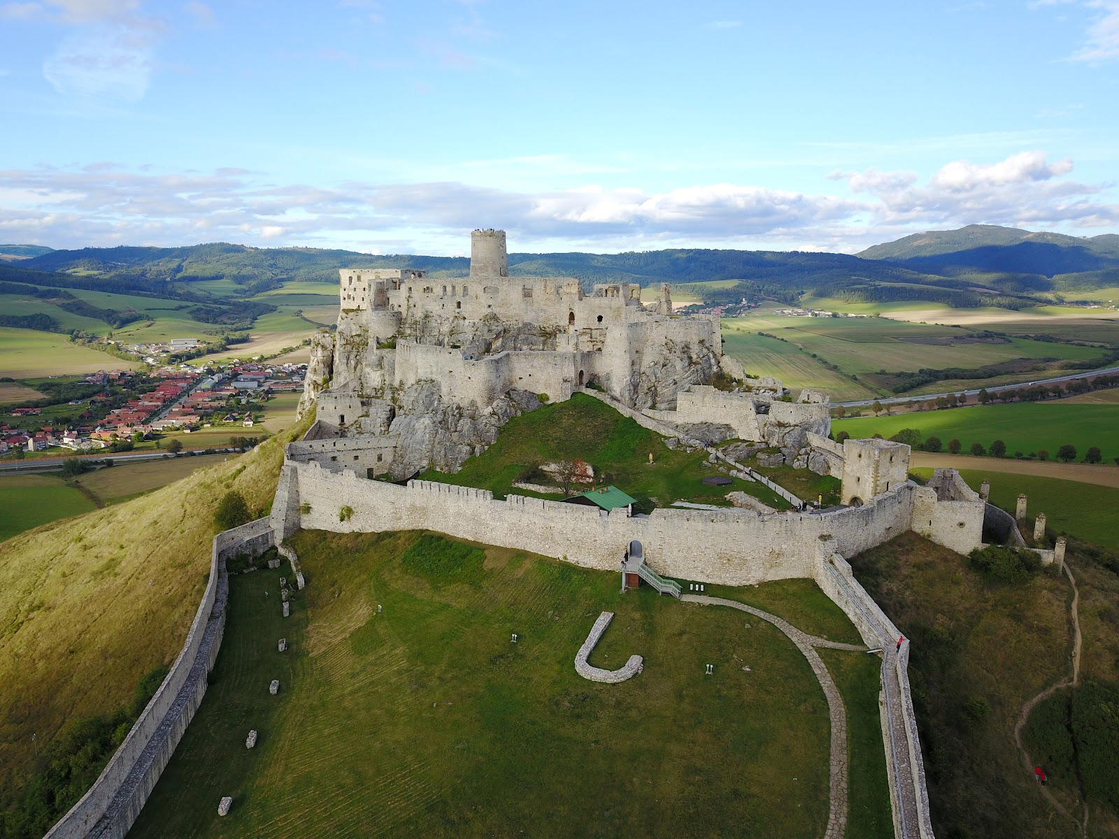 Castelo de Spiš — Oficiais