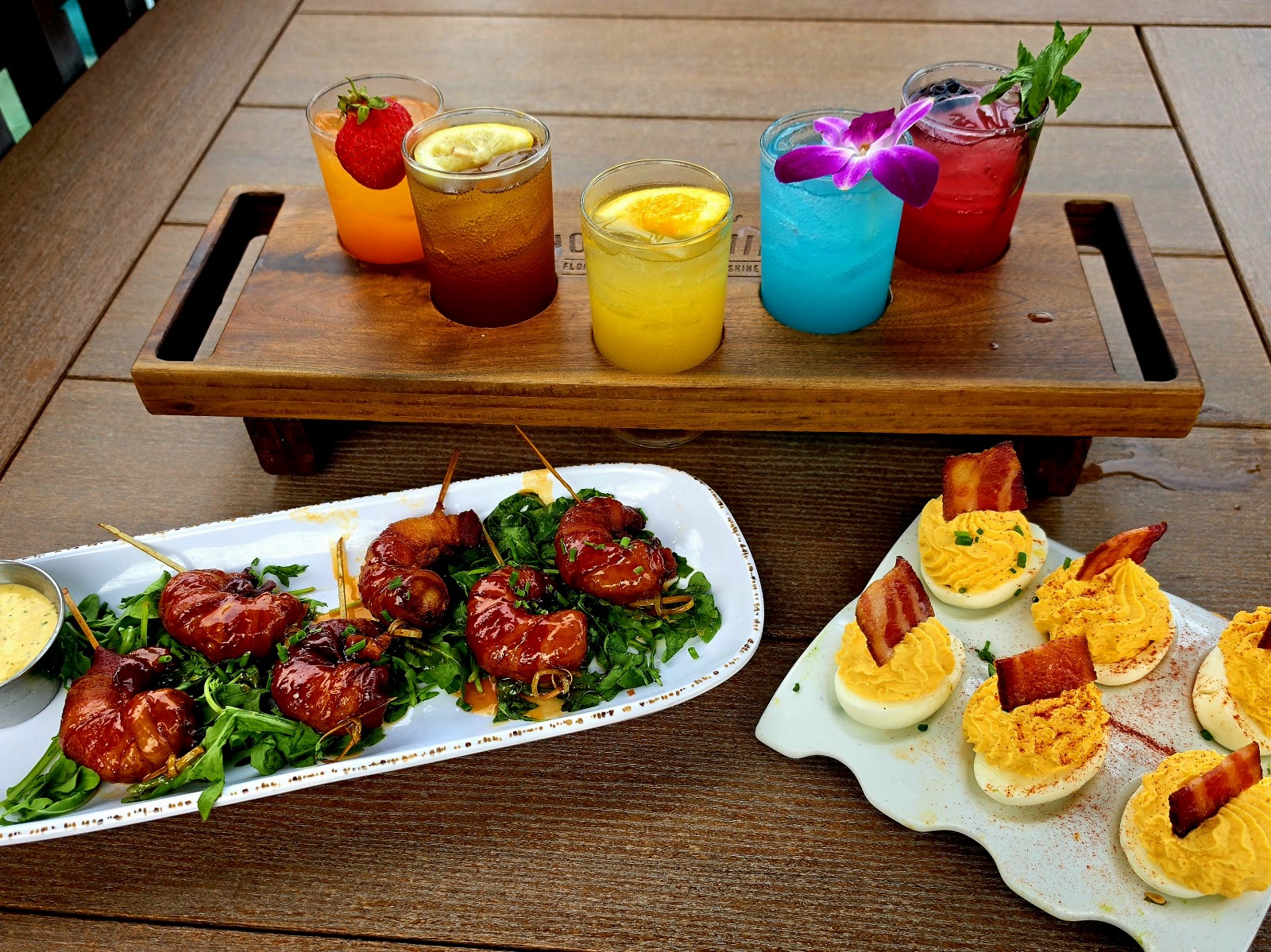 Chef Art Smith's Homecomin' — Oficiais