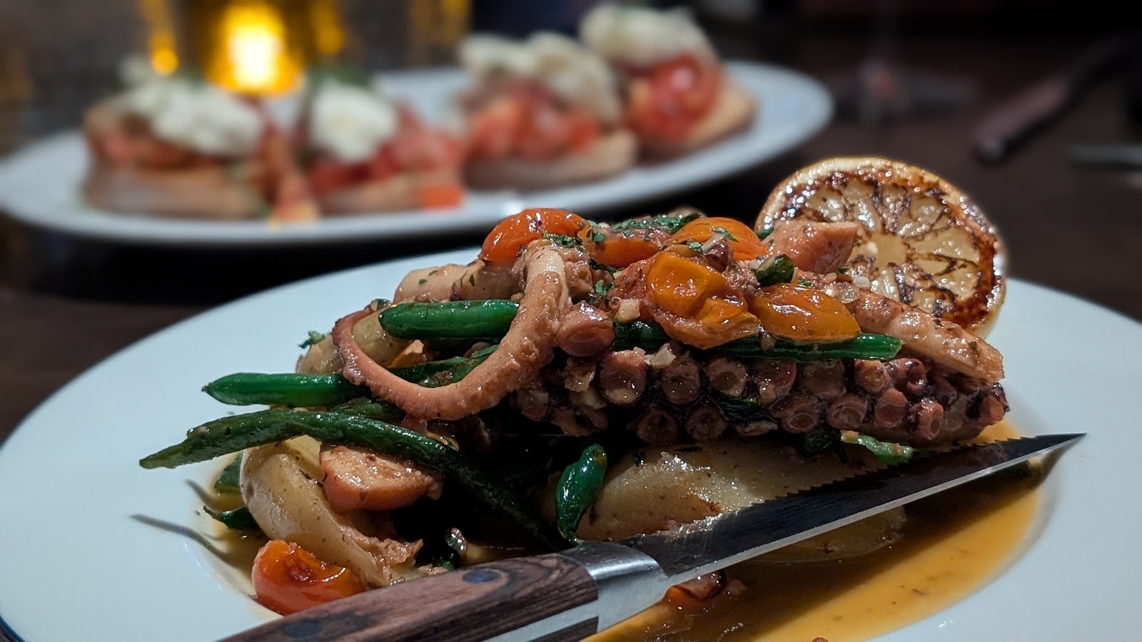 Chianti's Ristorante — Oficiais