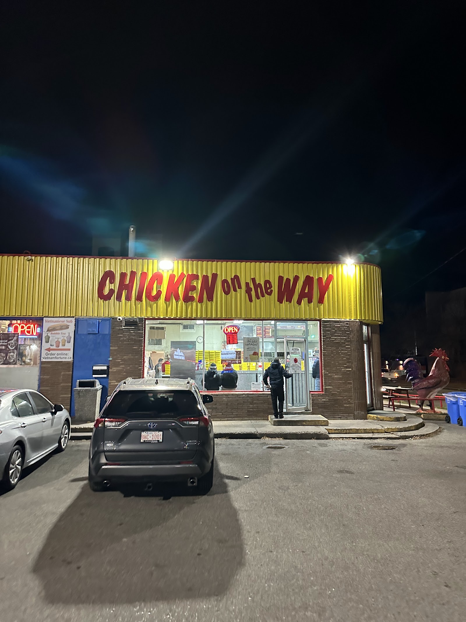 Chicken on the Run — Oficiais