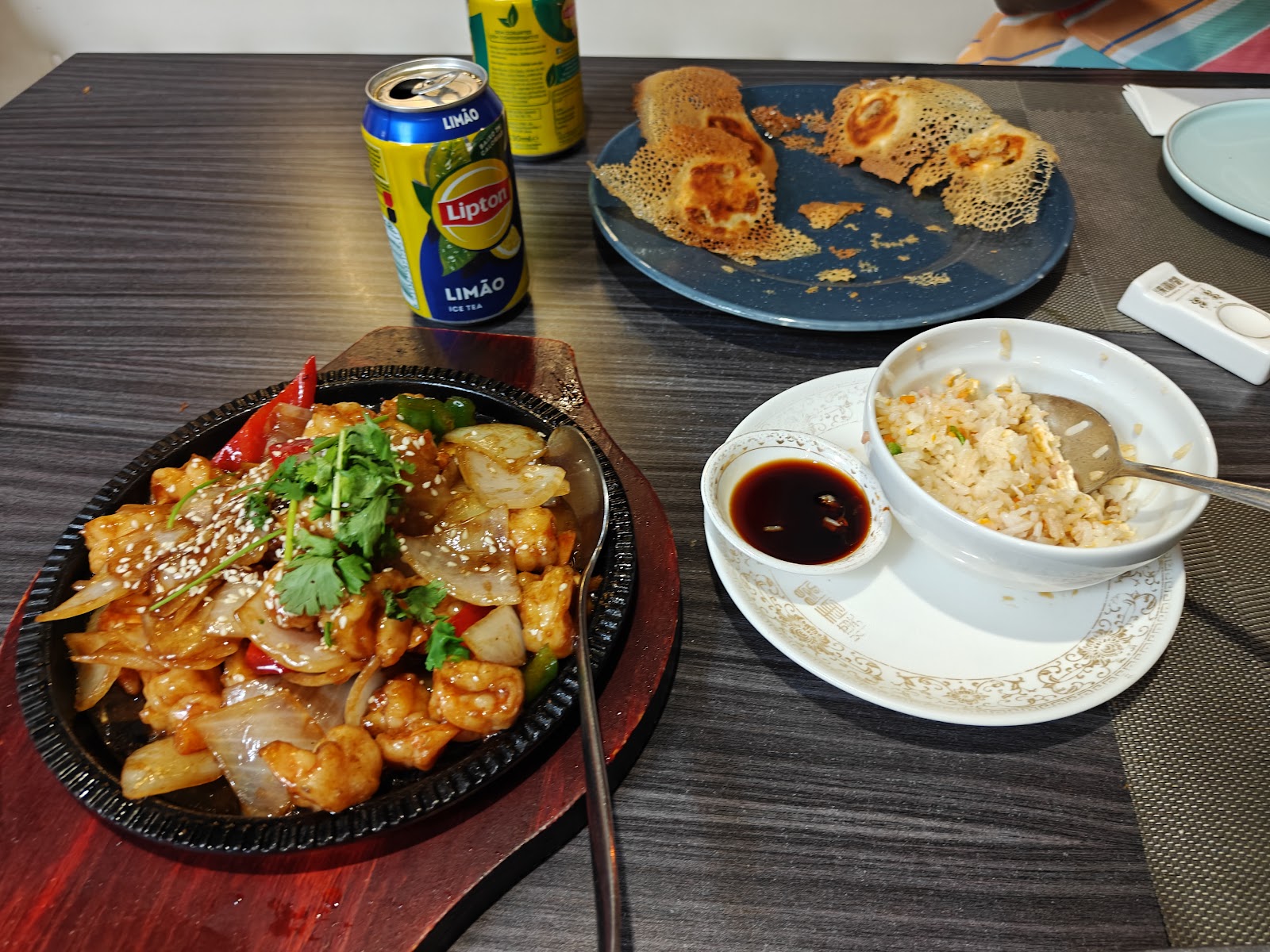 Chuan Flavor Restaurant — Oficiais