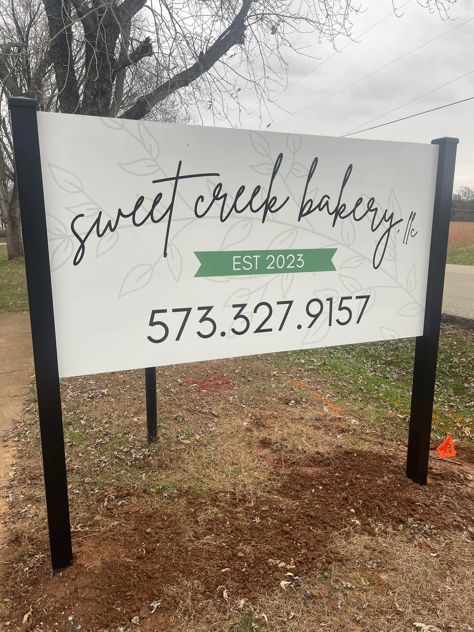 Cinnamon Creek Bakery — Oficiais