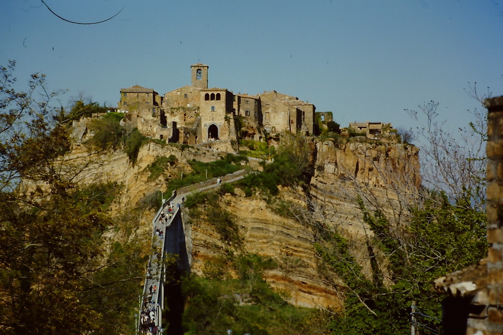 Civita di Bagnoregio — Oficiais