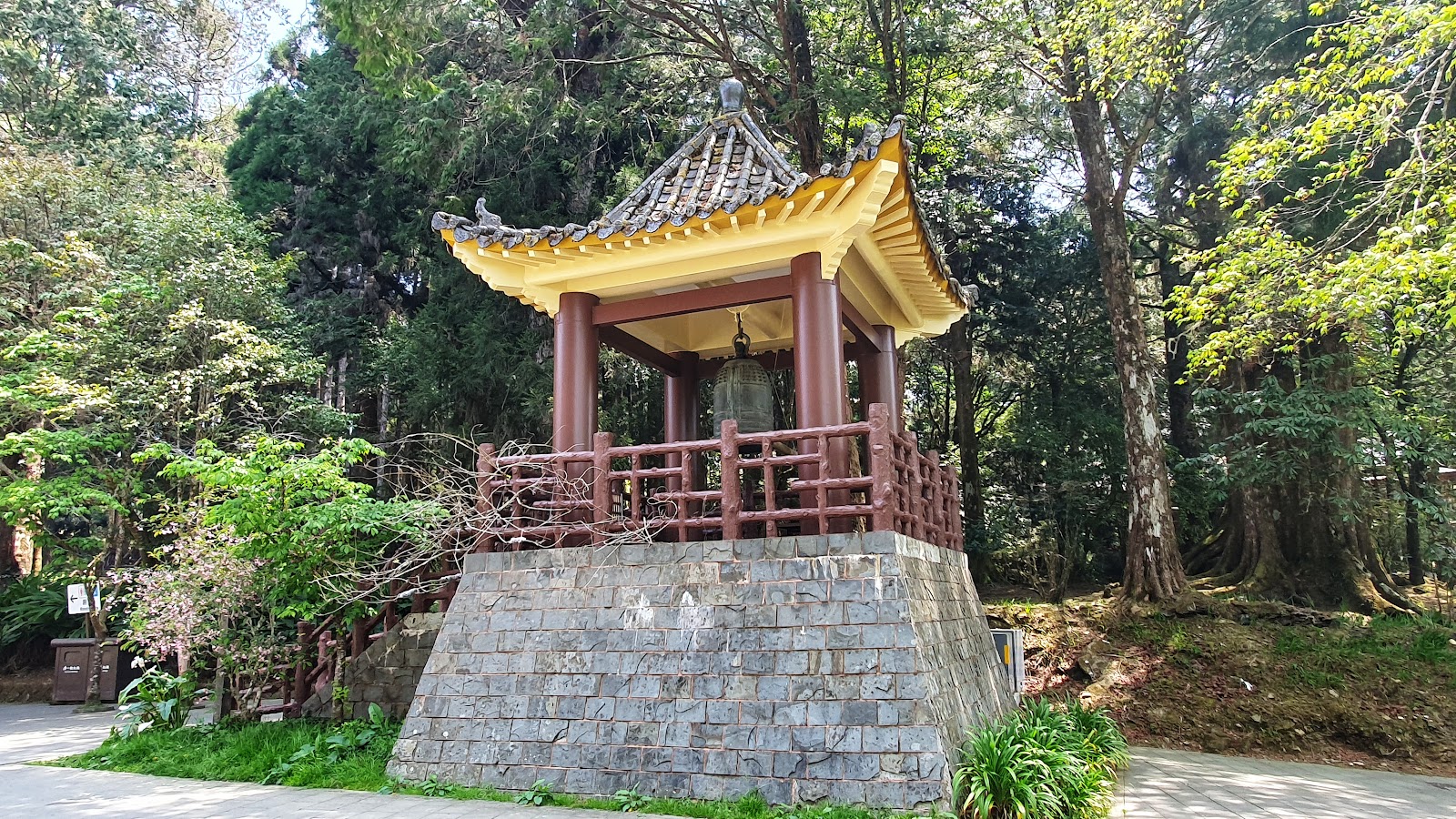 Ciyun Temple — Oficiais