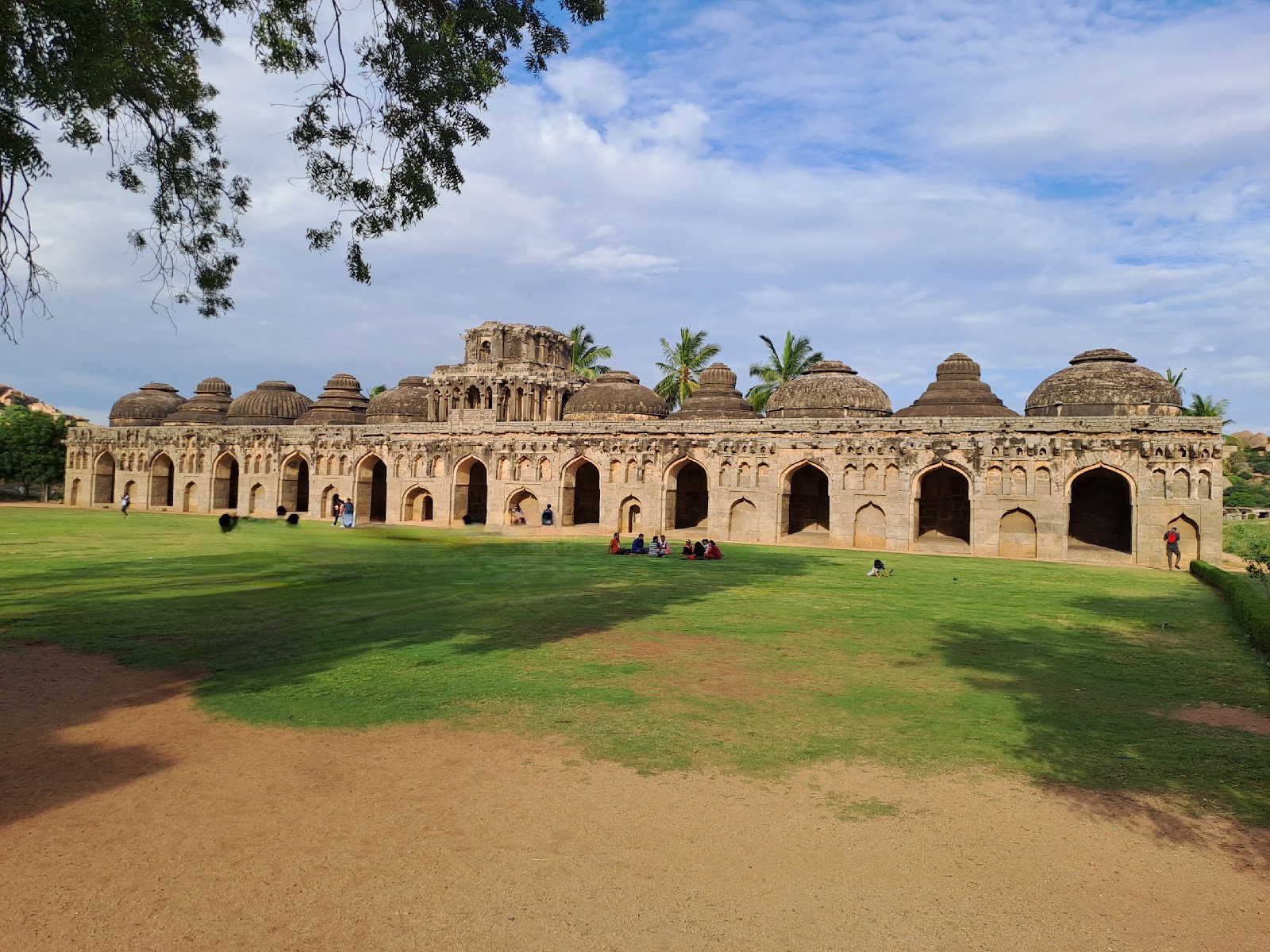 Conjunto Monumental de Hampi — Oficiais