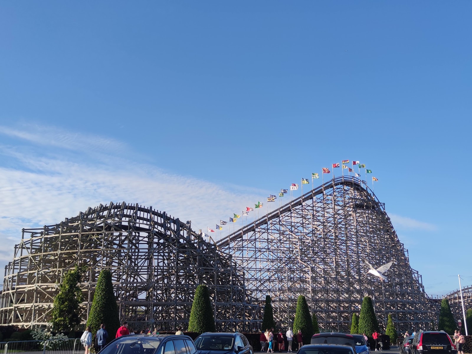 Cú Chulainn Coaster — Oficiais